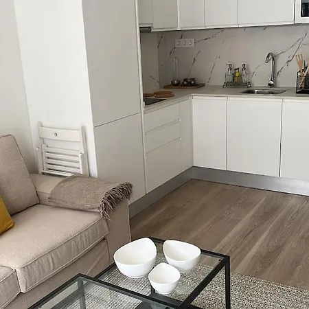 Al Lado De La Playa De Canteras 아파트 *